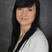 Ksenia Beker - bei der Mäuse-Gruppe im Kindergarten Storchennest